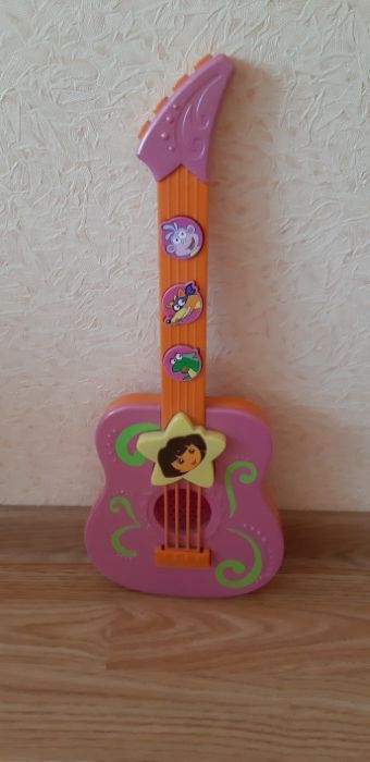 Гітара музикальна