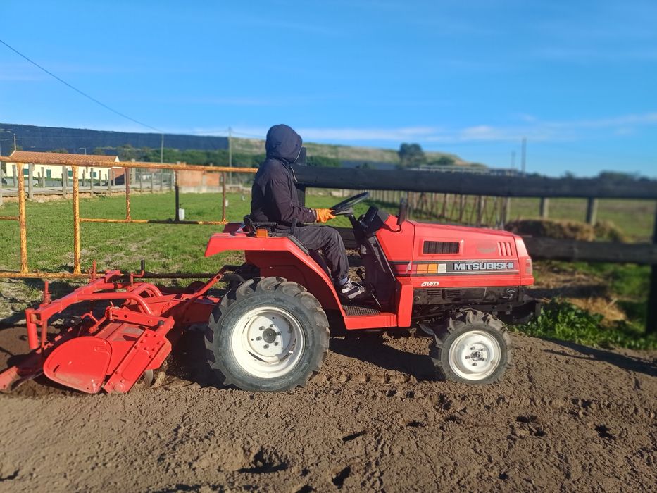 Trator mitsubishi mt15