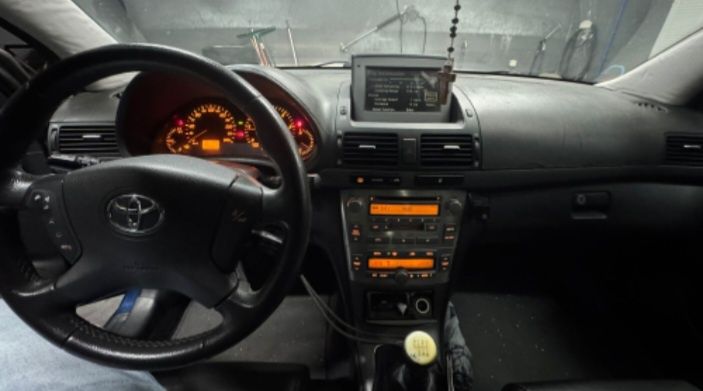 Toyota avensis 2.2 D4d