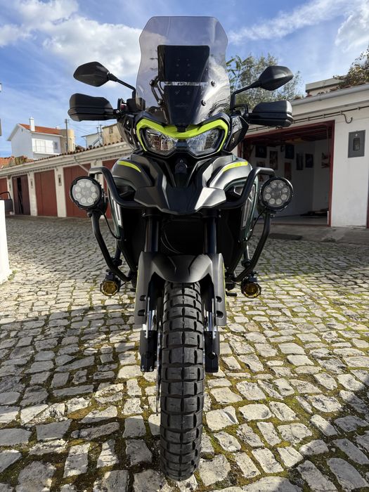 Benelli Trk 702x 2025/F-extras/1750kms