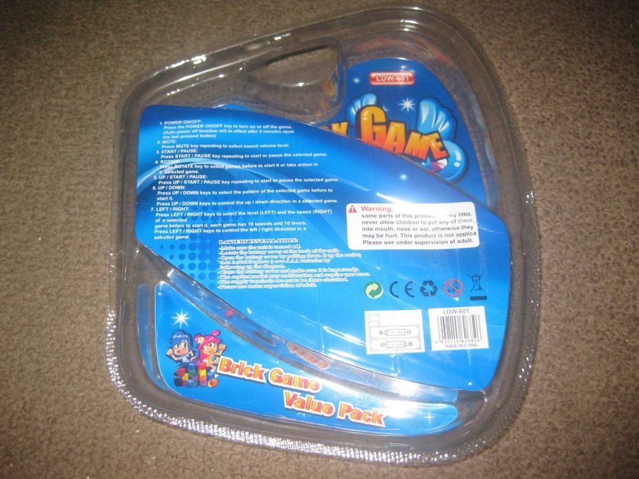 Consola Portátil "Brick Game" Nova e Embalada!