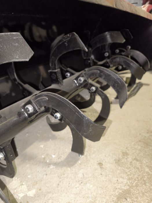 Mini ładowarka Skid Steer Loader - 1Ton - silnik diesel Koop