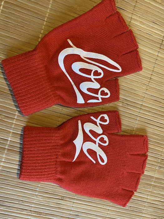 Rękawiczki Love Coca-Cola nowe