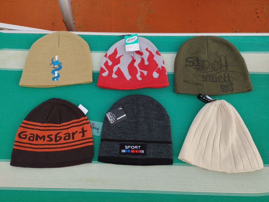 Carapuço, gorro. Novo