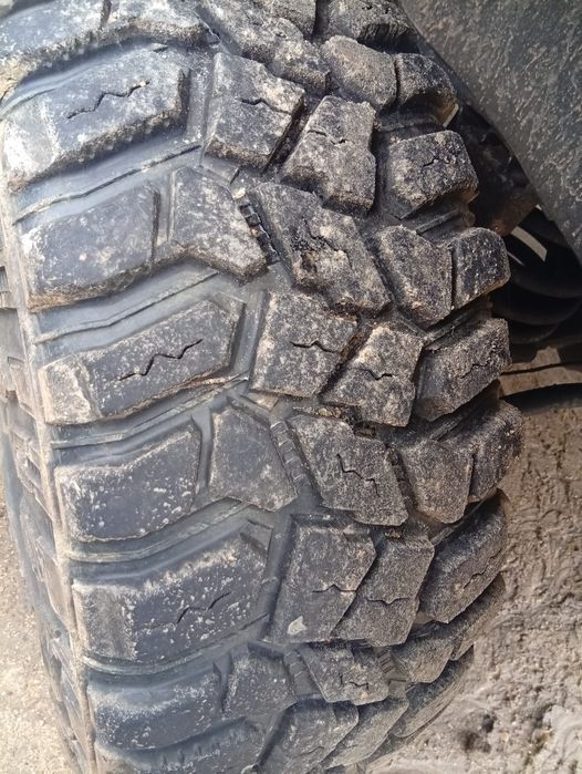 PNeus cooper stt Pro 35x12.5x15