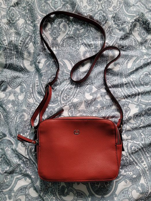 Czerwona wiosenna torba na ramię listonoszka Gerry Weber