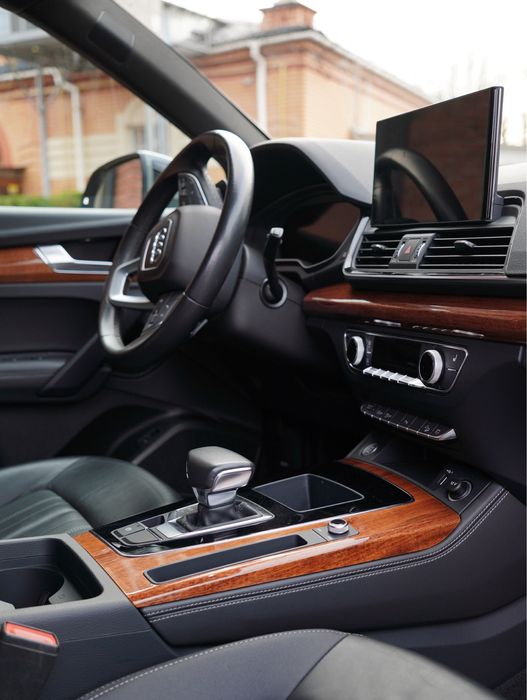 Audi Q5 2023 рік 2.0 tfsi MHEV