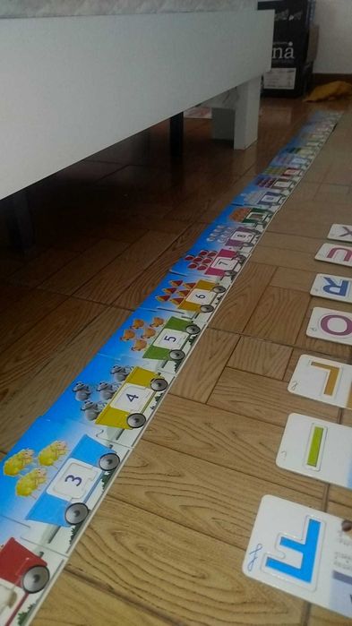 Jogo didático sobre o corpo humano, números e abecedário EDUCA