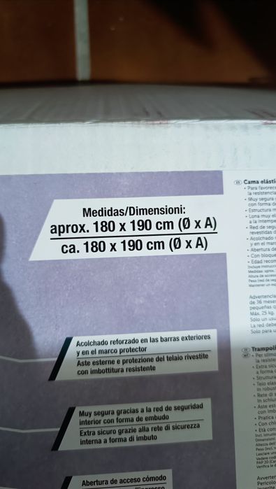 Trampolim para criança