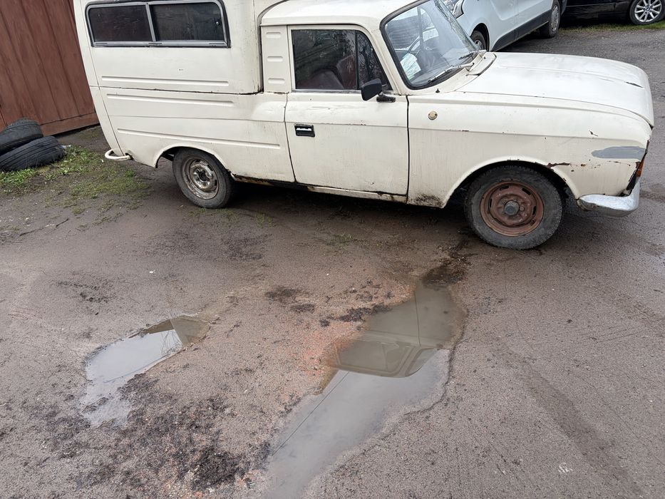 Москвич иж 2715 пирожок