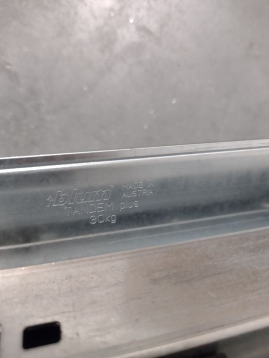 Blum tandem plus tip on