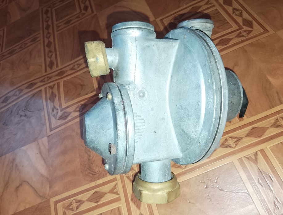 Продам газовый редуктор