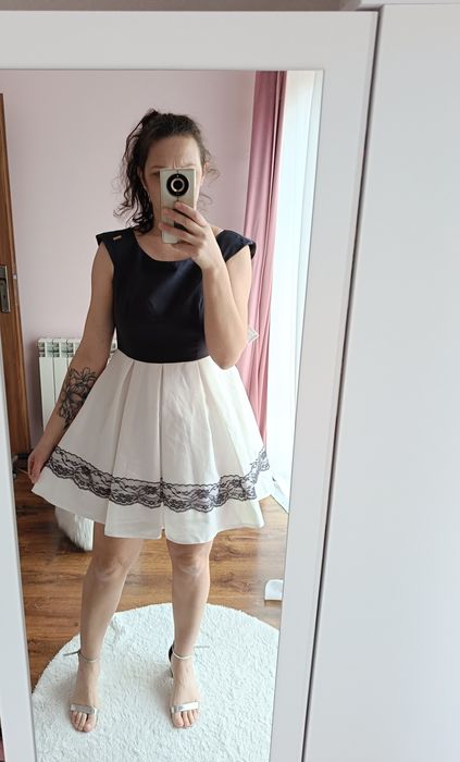 Sukienka rozkloszowana piękna