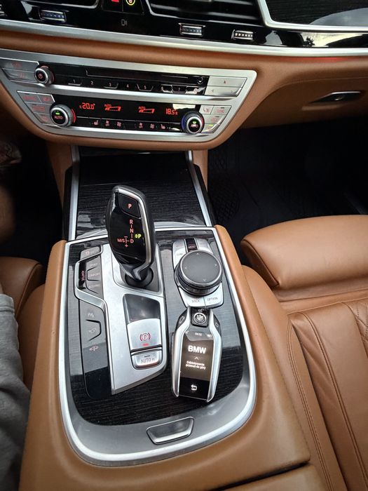 BMW 7 G11,G12 740d xdrive