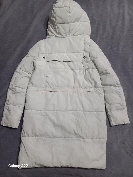 Женское зимнее пальто.