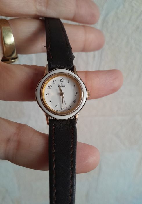 винтаж lorus часы женские наручные
