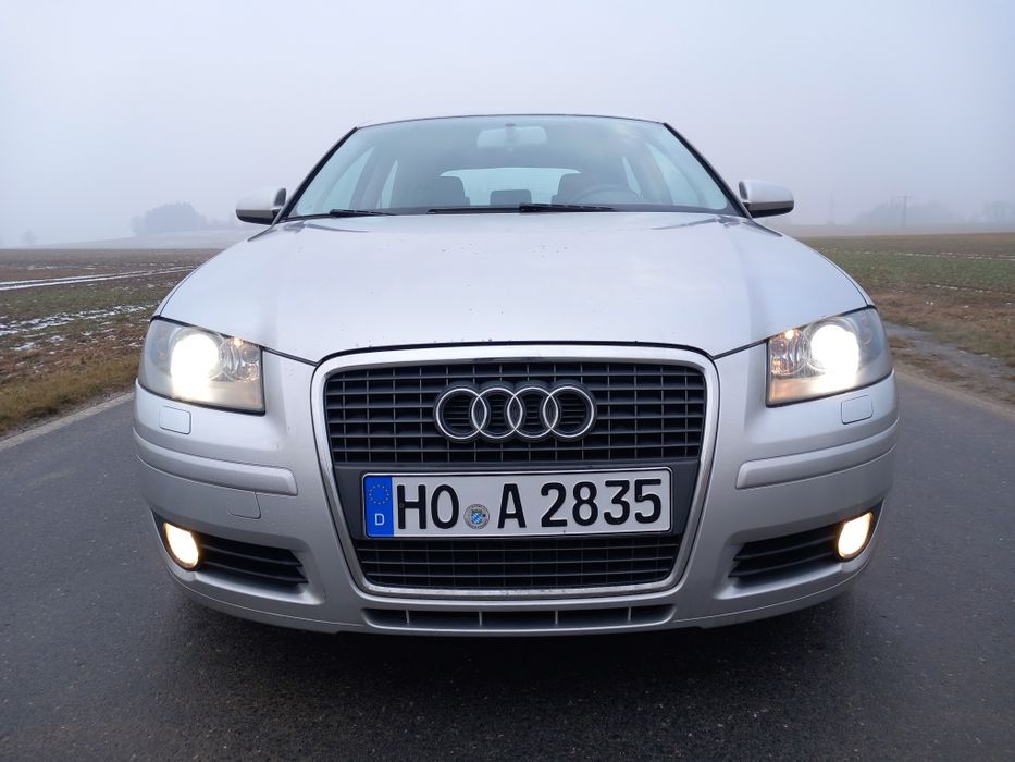 Audi A3 8p S-line 1.8 turbo 160ps 6b Bixenon Klimatronik  Bose Alu 17