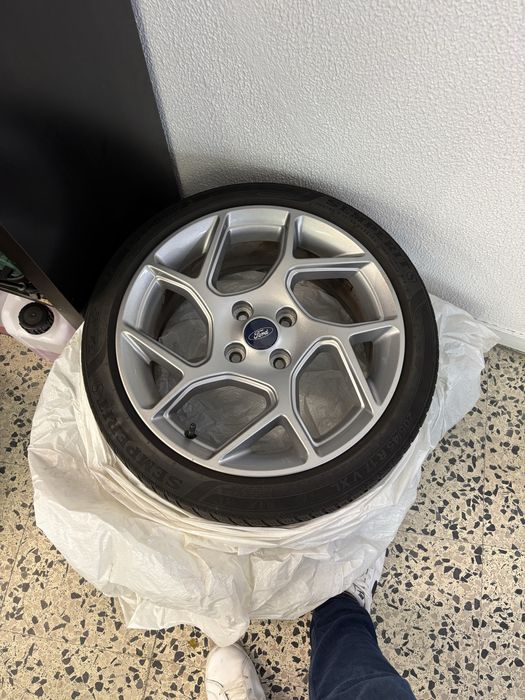 Vendo jantes ford fiest 17 4x108