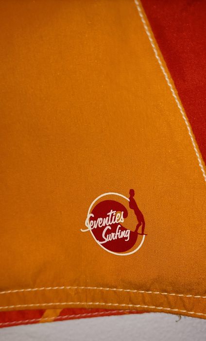 Calções de surf marca RIP CURL/SEVENTIES SURFING