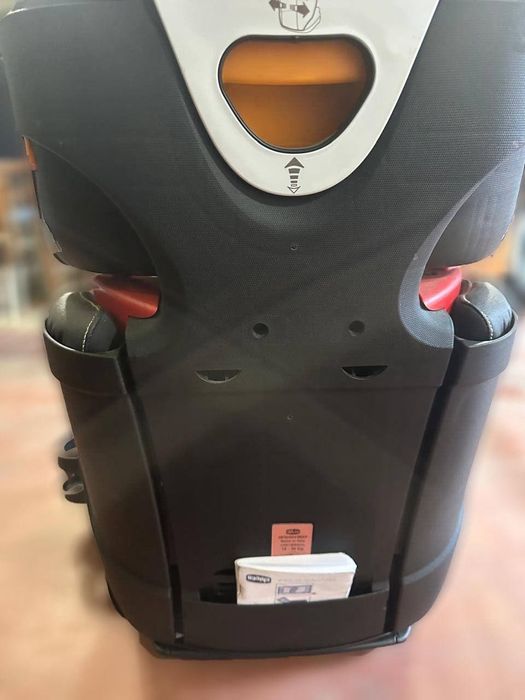 Автокрісло Chicco Oasys