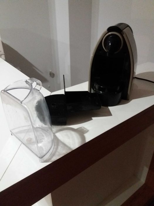 Máquina de café nespresso e delta (MELHOR OFERTA)