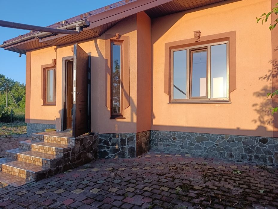 Продаж будинку в смт Великий Любінь