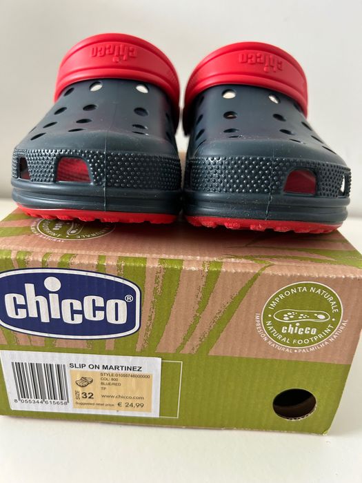 Sandálias tipo croc