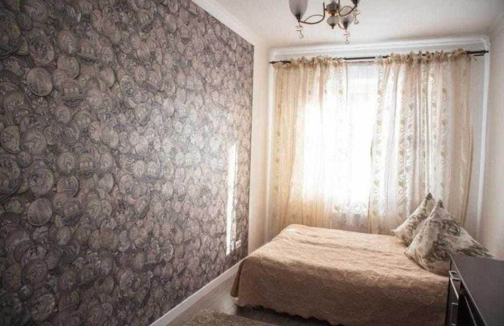 Продається чотирикімнатна квартира по вулиці Скісна Франківський р-н