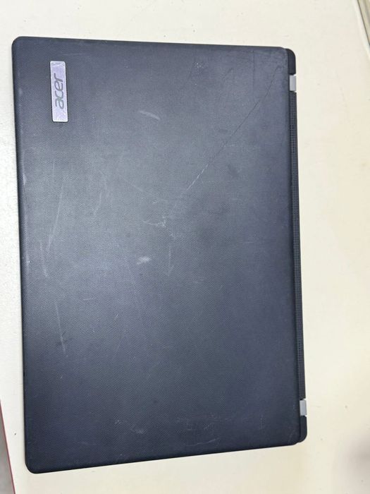 Acer TravelMate P215-52