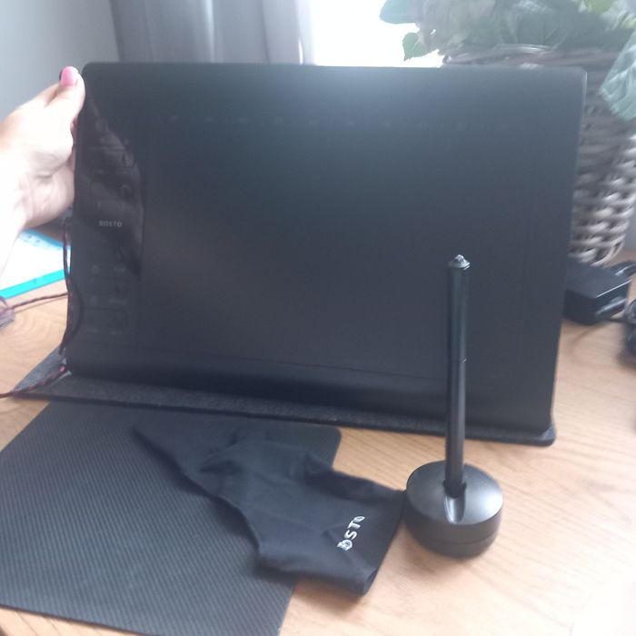 Tablet graficzny bosto 1060 plus