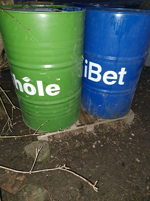 Beczki metalowe 200l - sprzedam