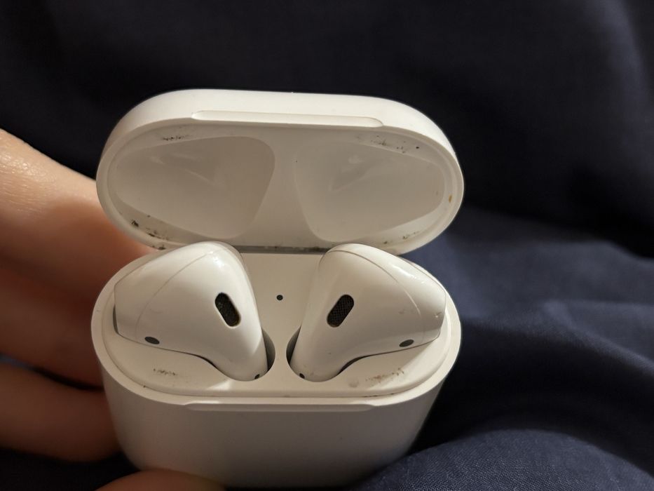 Airpods 2, білий колір