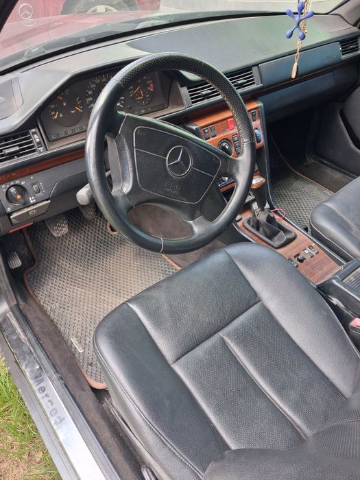 Мерседес 124,95 р
