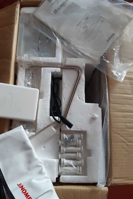 Швейная машинка Janome Memory Craft 6500 Professional