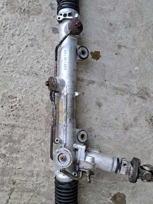 Рульва рулевая рейка Mercedes w203
