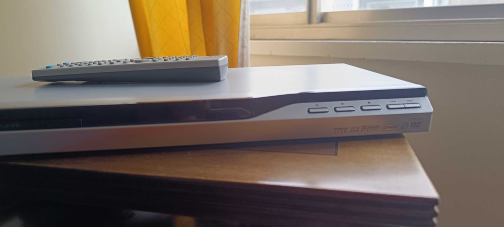 TV e leitor de DVD
