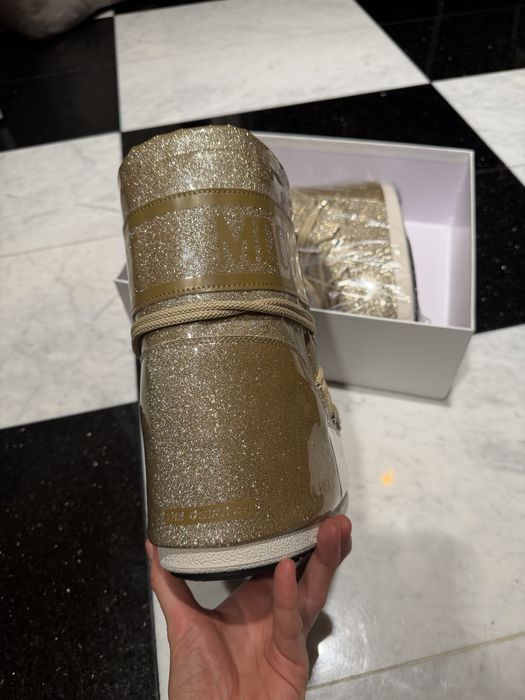 Śniegowce moon boot