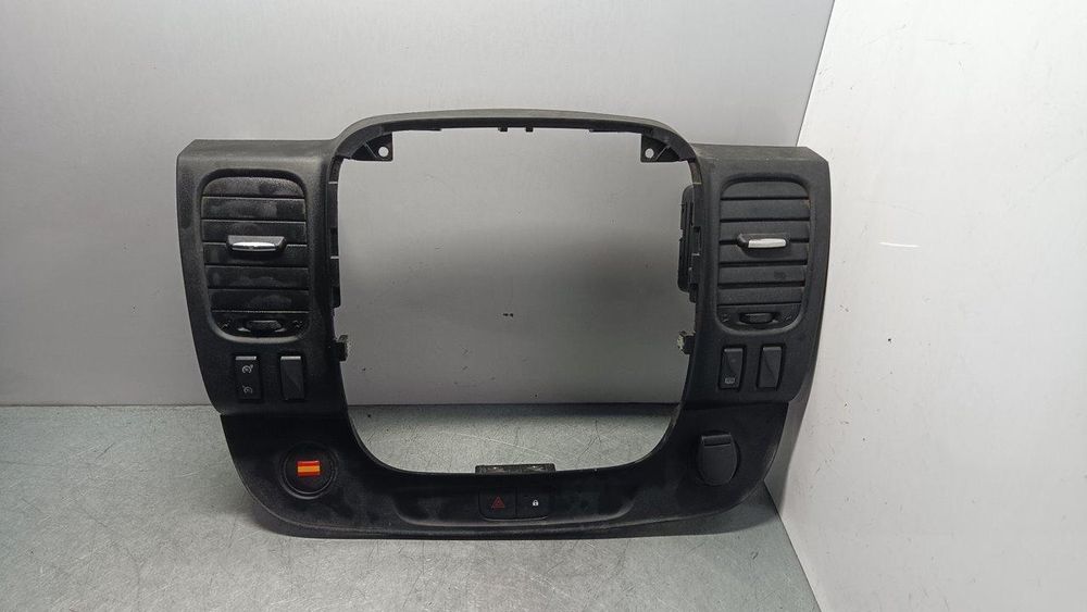 Aerador Central Nissan Nv300 Combi