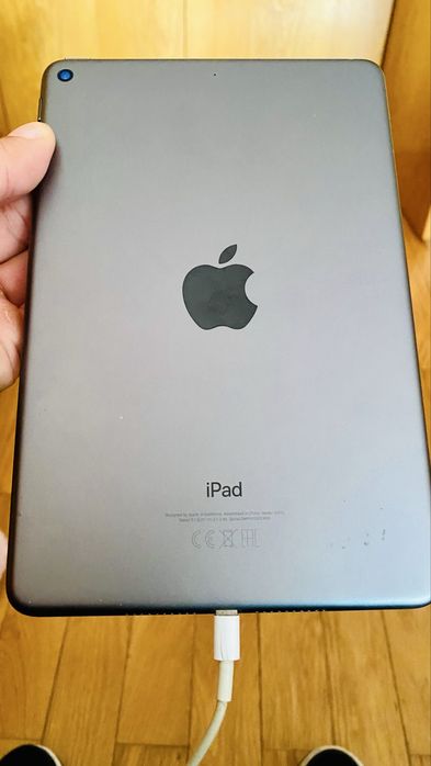 Vendo Ipad Mini 5 geração novo