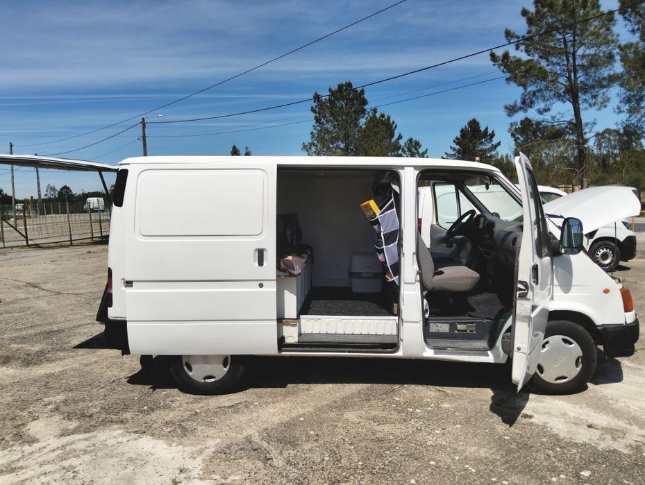 Ford Transit impecável