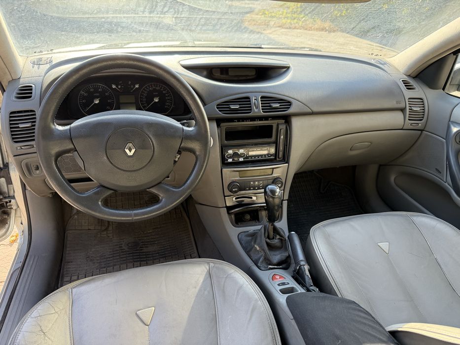 Renault Laguna. 2.0 Бензин. 2004 год. Автомат.