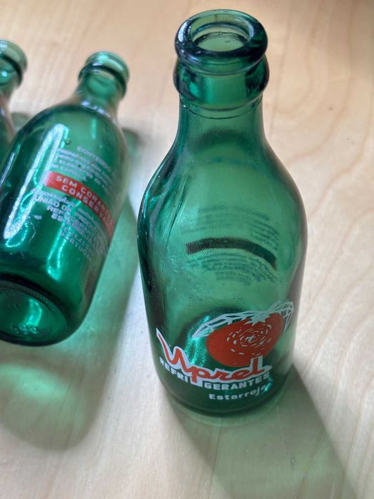 Garrafas pirogravadas antigas/vintage - Uprel