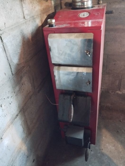 Котел твердотопливный б/у