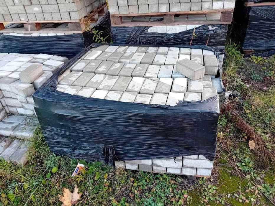 Kostka brukowa z rozbiórki