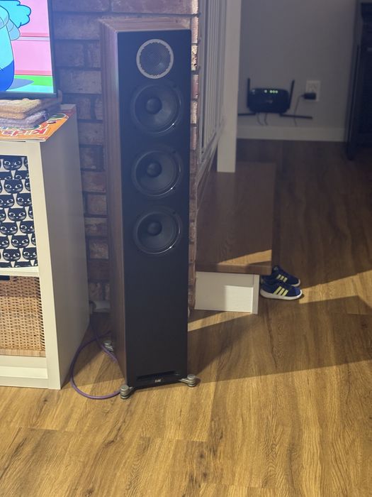 Elac Debut Reference F5 (DFR52)