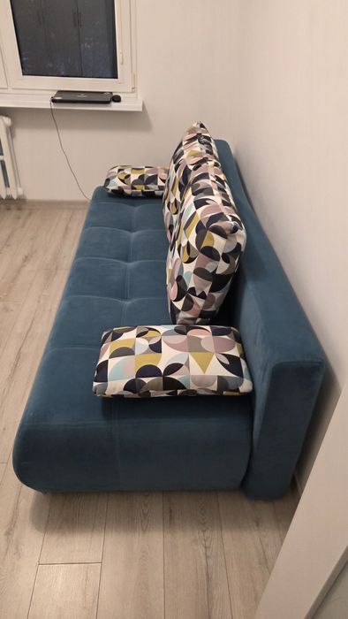 Sofa / kanapa używana w bardzo dobrym stanie
