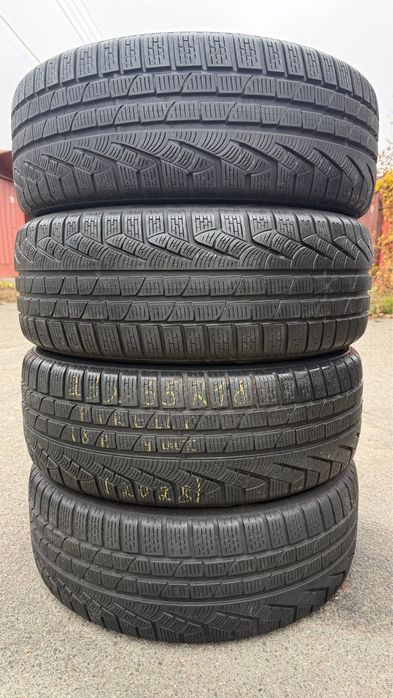 Зимова резина 235/55/18 Pirelli