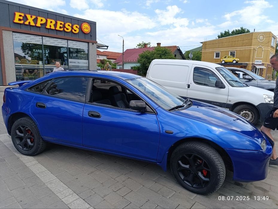 Продам мазду 323 ф