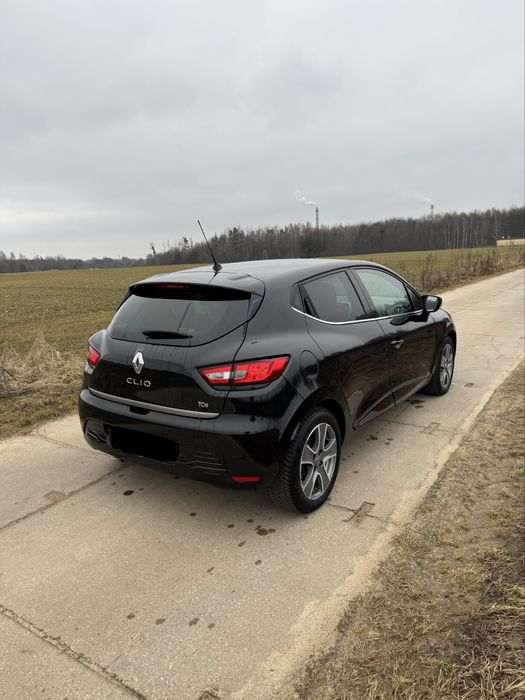Renault Clio benzyna klima stan bdb sprowadzony zarejestrowany