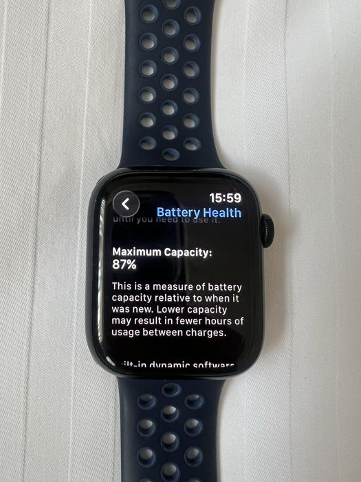 Apple Watch Series 7 45mm Nike Edition